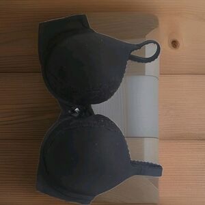 ☕️VICTORIA'S SECRET BODY BY VICTORIA PADDED PERFECT COVERAGE UNDERWIRE BRA